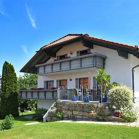 Flat With Private Terrace In The Bavarian Forest Apartment